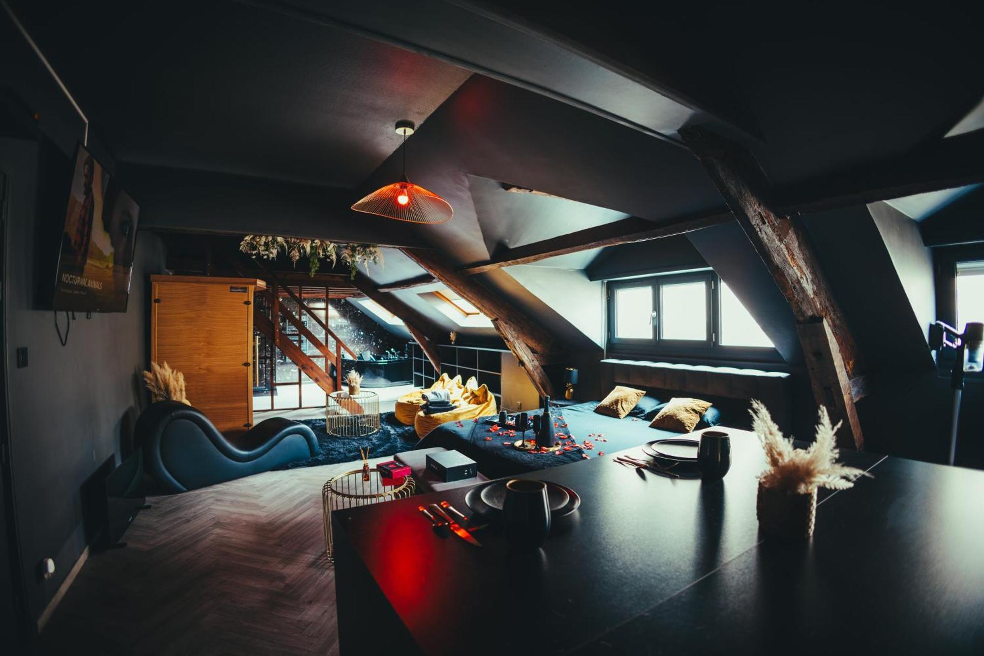 La Marble Room - Suite Balneo & Sauna アンジェ エクステリア 写真