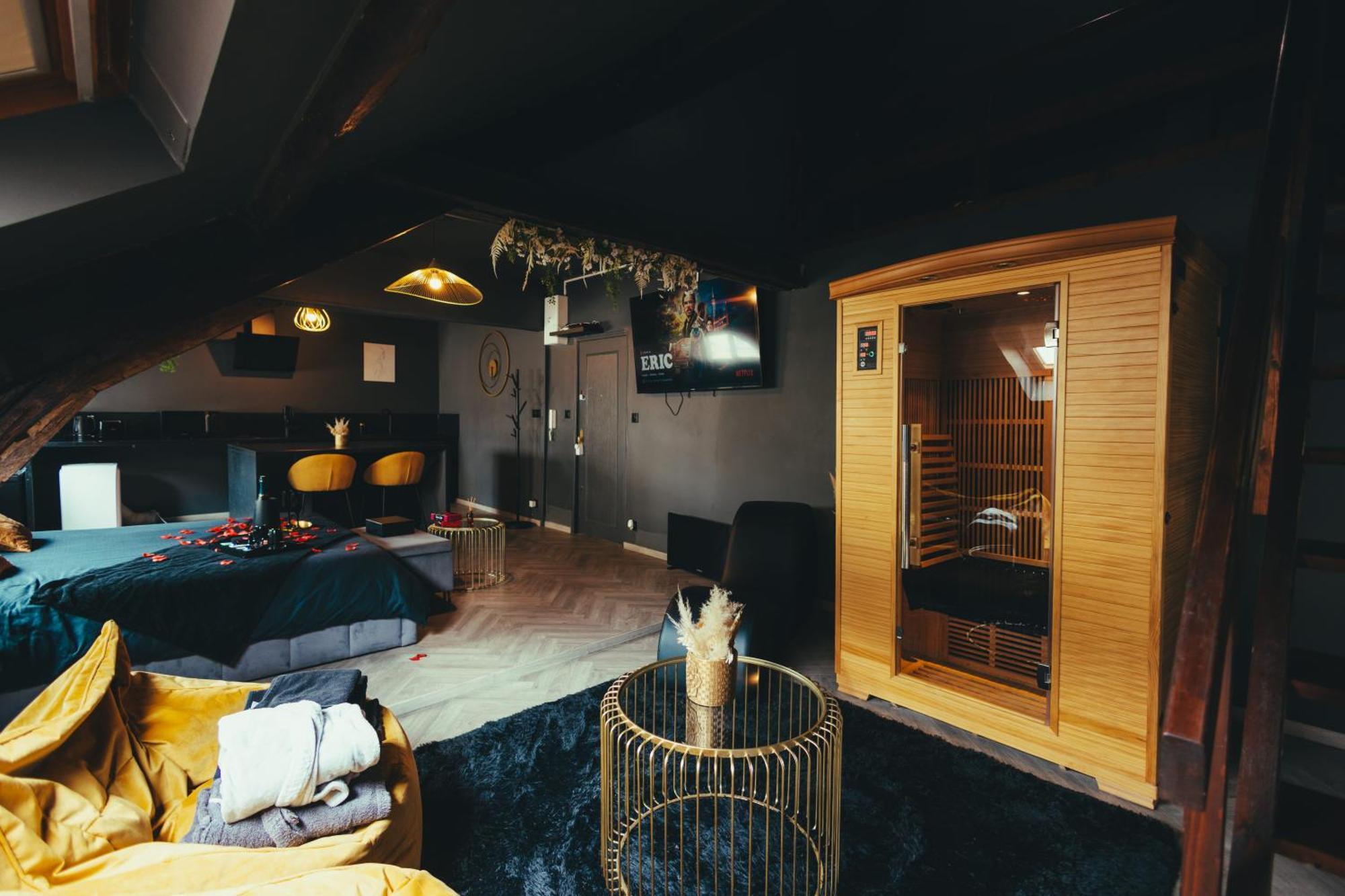 La Marble Room - Suite Balneo & Sauna アンジェ エクステリア 写真